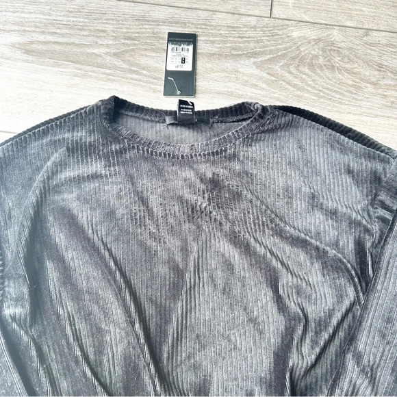 NWT Forever 21 Black Ribbed Velvet Cropped Top - Picture 8 of 14